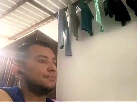 Snapshot of SexIngenieur chatting on 11.07.25 SexIngenieur online show from 11.07.25