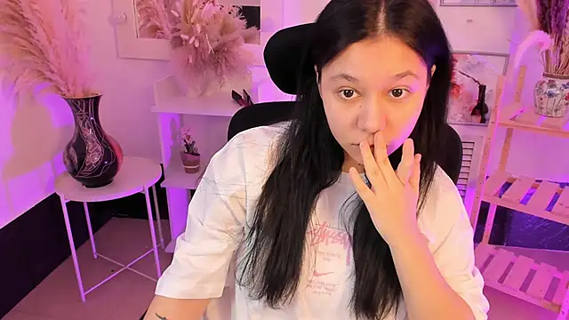 ScarlettMurr online show from 10.17.25