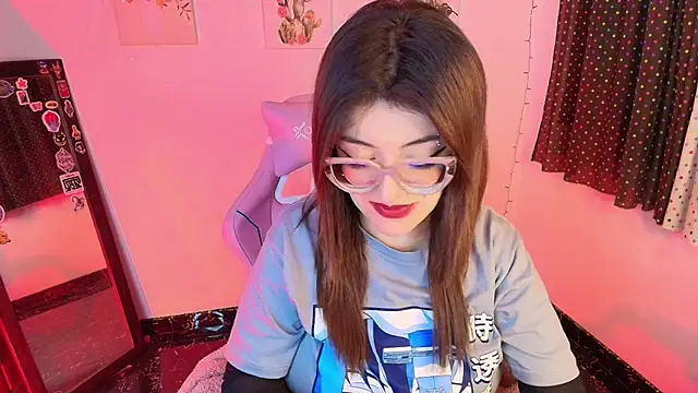 Snapshot of isaferrer06 chatting on 11.20.25 isaferrer06 online show from 11.20.25