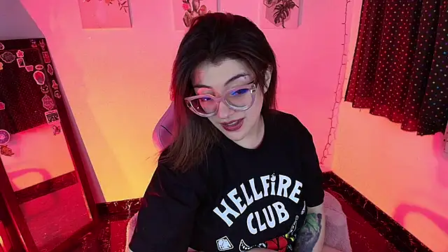 Snapshot of isaferrer06 chatting on 11.26.25 isaferrer06 online show from 11.26.25