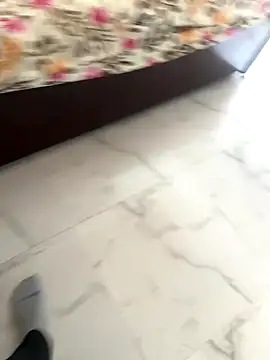 Snapshot of NoddingScorpion chatting on 11.12.25 NoddingScorpion online show from 11.12.25