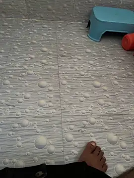 Snapshot of NoddingScorpion chatting on 11.30.25 NoddingScorpion online show from 11.30.25