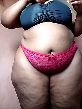 Snapshot of Babybigbutt chatting on 11.16.25 Babybigbutt online show from 11.16.25