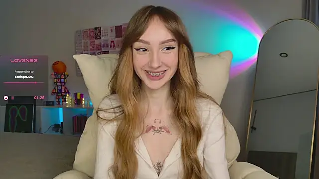 Lunainnk online show from 11.08.25