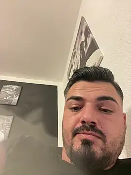 imooLoov online show from 10.29.25