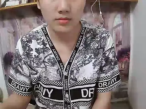 Snapshot of Linda-24 chatting on 03.19.26 Linda-24 online show from 03.19.26