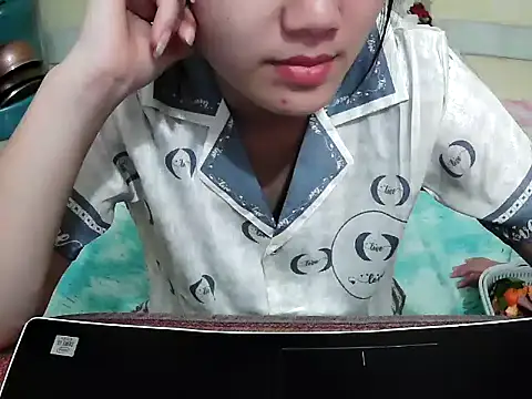 Snapshot of Linda-24 chatting on 03.21.26 Linda-24 online show from 03.21.26