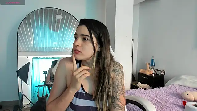 MiaVillalobos online show from 05.02.26