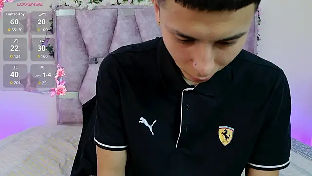 Snapshot of lana_and_liam_ chatting on 11.28.25 lana and liam online show from 11.28.25