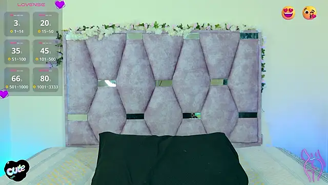 Snapshot of lana_and_liam_ chatting on 02.10.26 lana and liam online show from 02.10.26