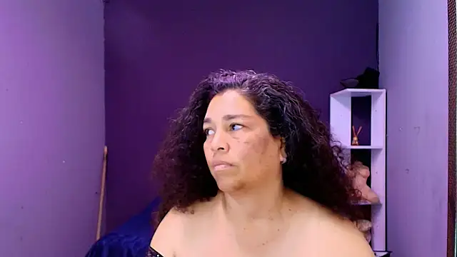 NinaBlazee online show from 10.09.25