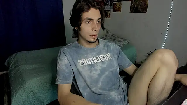 Snapshot of golden_ryyan chatting on 05.07.26 golden ryyan online show from 05.07.26