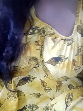 Snapshot of Ritika_Hot chatting on 09.11.25 Ritika Hot online show from 09.11.25