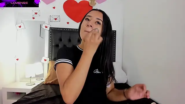 ScarlettVell online show from 02.18.26