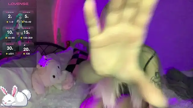 Elaincutee online show from 09.24.25