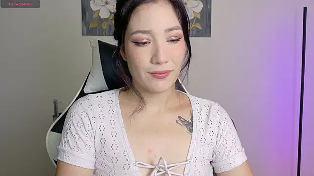 Eliih 01 online show from 02.12.26