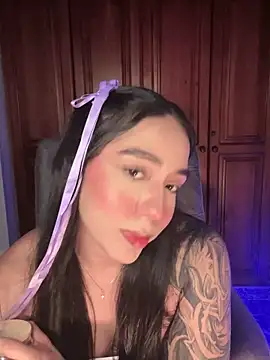 Snapshot of KaditaNavarro chatting on 03.04.26 KaditaNavarro online show from 03.04.26