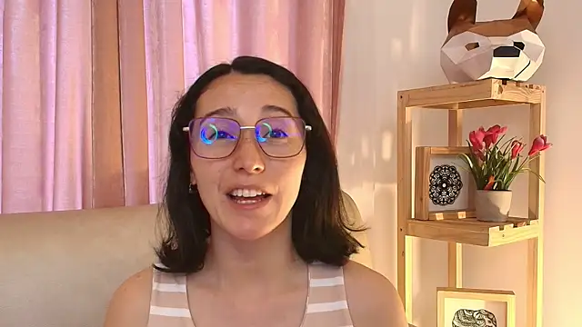 Ginevra esposito online show from 04.28.26