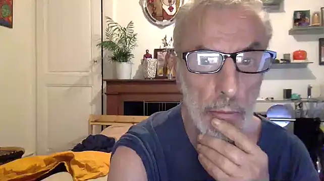 Snapshot of JF69100 chatting on 02.02.26 JF69100 online show from 02.02.26