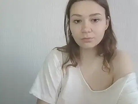 Snapshot of KatySensualy chatting on 06.20.26 KatySensualy online show from 06.20.26