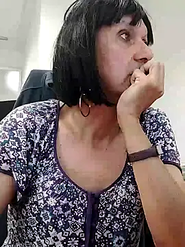 Snapshot of Emily_de_Carla chatting on 07.14.26 Emily de Carla online show from 07.14.26
