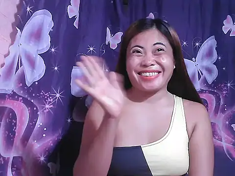 Snapshot of Hot_Samantha4u chatting on 06.26.26 Hot Samantha4u online show from 06.26.26