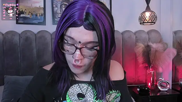 Dark nina  online show from 11.10.25