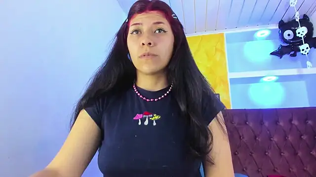 Raven Rouge  online show from 10.28.25