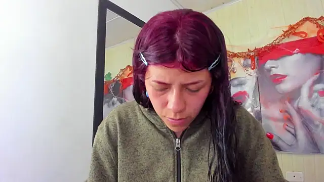 Raven Rouge  online show from 10.31.25