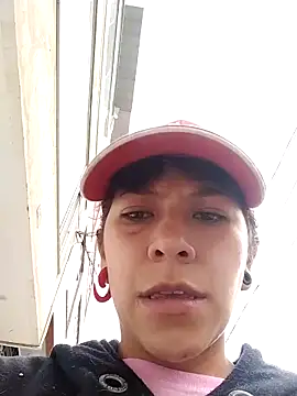 Raven Rouge  online show from 02.15.26