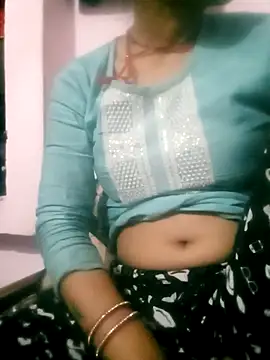 Hot-qwer online show from 04.01.26