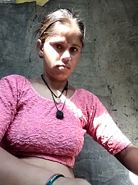 Hot-ilaiy online show from 10.20.25