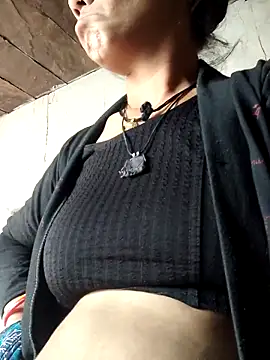 Hot-ilaiy online show from 12.02.25