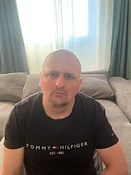 Snapshot of Attila120 chatting on 11.09.25 Attila120 online show from 11.09.25