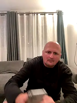 Snapshot of Attila120 chatting on 11.13.25 Attila120 online show from 11.13.25