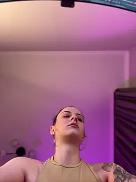 bigJuicyPussy online show from 02.22.26