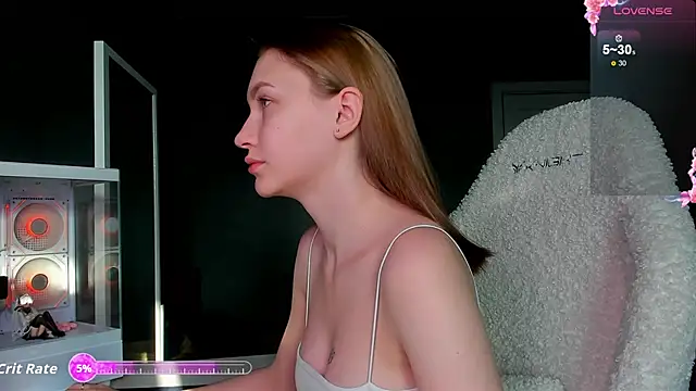 Snapshot of Ammi_bliss chatting on 10.20.25 Ammi bliss online show from 10.20.25