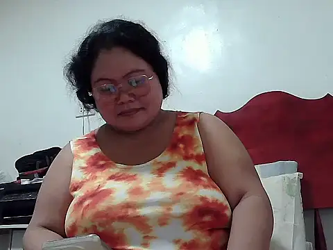 Snapshot of Mari_fvcks chatting on 03.16.26 Mari fvcks online show from 03.16.26