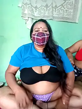 LoveOnStream online show from 03.10.26