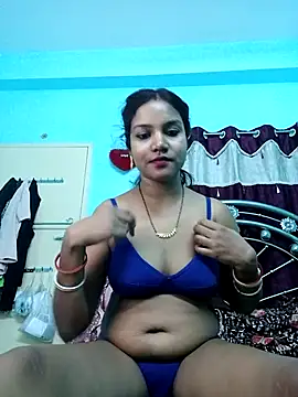 Snapshot of Miss_Tumpa chatting on 10.19.25 Miss Tumpa online show from 10.19.25