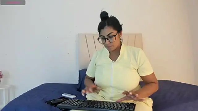  Miaa khalifa  online show from 04.24.26