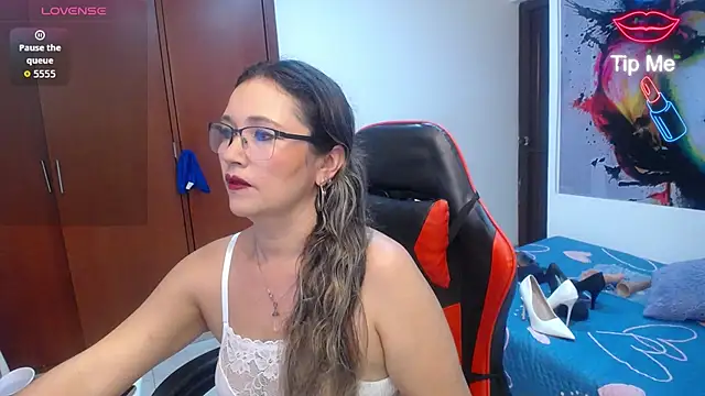 noelia milf19 online show from 07.18.26