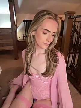 Snapshot of Dorinda_23X chatting on 10.28.25 Dorinda 23X online show from 10.28.25