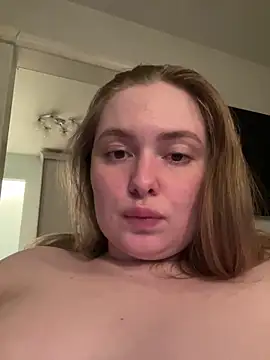 Snapshot of DeniMilkyyyyy chatting on 03.08.26 DeniMilkyyyyy online show from 03.08.26