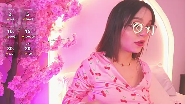 Clara Luu online show from 07.29.26