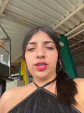 Isaa-Sweet online show from 12.21.25