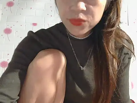 Snapshot of Mina_ti chatting on 10.02.25 Mina ti online show from 10.02.25
