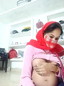 CUTE-786 online show from 12.21.25