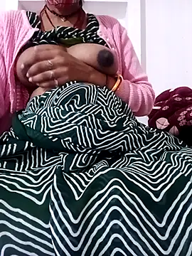 CUTE-786 online show from 12.23.25