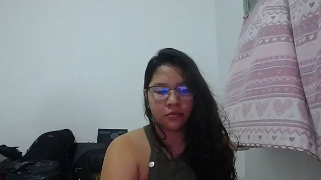 Naia Stant online show from 01.10.26